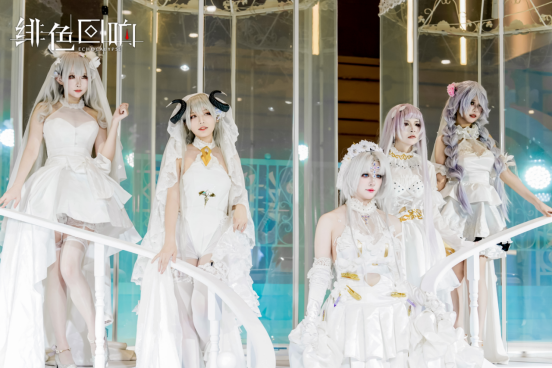 游族网络《绯色回响》亮相CP30,游戏内“誓约”系列皮肤走进现实